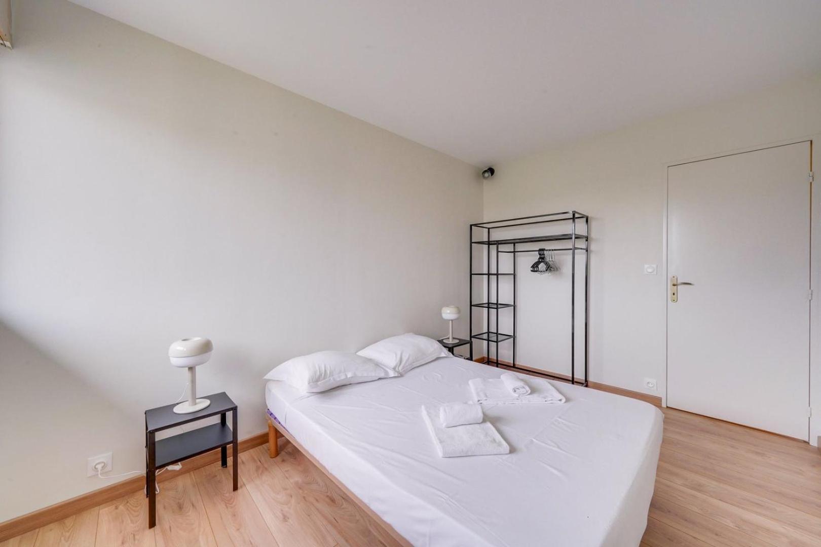 Nice Apartment With Balcony St Genes And Parking 보르도 외부 사진